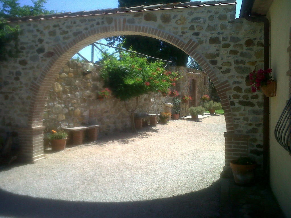 Agriturismo Podere Micitto Usi Εξωτερικό φωτογραφία